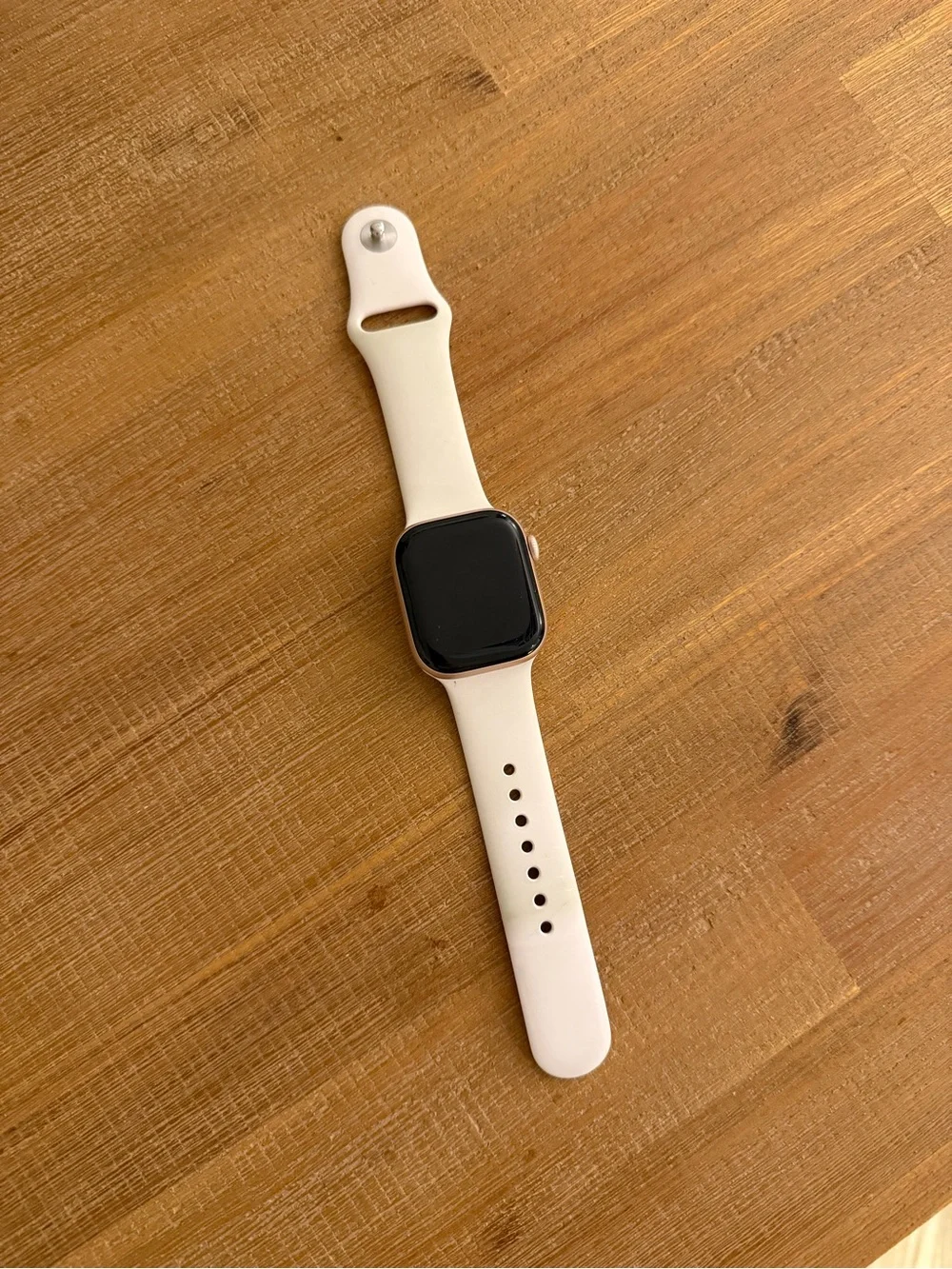 Apple Watch Series 10 Rose Gold 42mm GPS with White Sports Band
